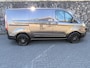 Ford Transit Custom 320 2.0 TDCI L1H1 Limited 130PK euro6, Stoel verwarming, carplay, trekhaak, LM velgen, airco en cruise control, nette bedrijfs bus rook vrij.