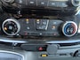 Ford Transit Custom 320 2.0 TDCI L1H1 Limited 130PK euro6, Stoel verwarming, carplay, trekhaak, LM velgen, airco en cruise control, nette bedrijfs bus rook vrij.