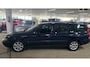 Volvo V70 2.4 Comfort Line Extreem goed onderhouden!!! 183.000dkm Nap!!! Nieuwe apk! Automaat!!Youngtimer!!