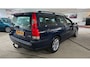 Volvo V70 2.4 Comfort Line Extreem goed onderhouden!!! 183.000dkm Nap!!! Nieuwe apk! Automaat!!Youngtimer!!