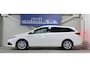 Toyota Auris Touring Sports 1.8 Hybrid Dynamic Dealer Onderhouden Trekhaak Camera Clima Mooi!
