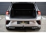 Volkswagen T-Roc 1.5 TSI 3x R-Line 150PK|Pano|Camera|Keyless|ACC|Front Assist|Trekhaak|Carplay e.o.