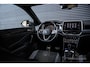 Volkswagen T-Roc 1.5 TSI 3x R-Line 150PK|Pano|Camera|Keyless|ACC|Front Assist|Trekhaak|Carplay e.o.