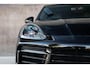 Porsche Cayenne Coupé 3.0 | 1ste eigenaar | Sport Chrono | Panorama Dak | Elektrische Trekhaak | 360' Camera | Leder | Head-Up |