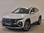 Hyundai Tucson 1.6 T-GDI PHEV Premium Plug-In Hybride met Lederen bekleding, Navigatie en Stoelverwarming Uit voorraad leverbaar!