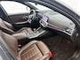 BMW 3-Serie 330e xDrive | Dravit Grau | Camera | Stoelverwarming | Memory Stoelen |