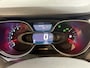 Renault Captur 150PK TCe Intens Automaat | 1ste Eigenaar | Trekhaak | 1200kg Trekgewicht | Cruise Control | Climate Control | Navigatie | Camera | Parkeersensoren | Licht & Regen Sensor | Armsteun |