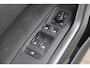 Volkswagen Polo 1.0 TSI Comfortline 95 PK / 70 kW 15" lmv, pdc voor en achter, spiegel pakket, navigatie, privacy glas, licht en regensensor, 4 seizoenen banden, ACC, stoelverwarming etc.
