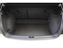 Volkswagen Polo 1.0 TSI Comfortline 95 PK / 70 kW 15" lmv, pdc voor en achter, spiegel pakket, navigatie, privacy glas, licht en regensensor, 4 seizoenen banden, ACC, stoelverwarming etc.
