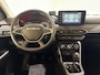 Dacia Sandero Stepway 100PK TCe ECO-G Extreme (LPG) | 1ste Eigenaar | Trekhaak | 1100KG Trekgewicht | Camera | Apple Carplay/Android Auto | Parkeersensoren | Lichtmetalen Velgen | Licht & Regen Sensor | LED Lampen|