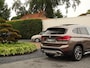 BMW X1 xDrive25i X-line | Stuurverw. | KeylessEntr. | 230PK! | Schuifdak | Unieke kleur!
