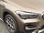 BMW X1 xDrive25i X-line | Stuurverw. | KeylessEntr. | 230PK! | Schuifdak | Unieke kleur!