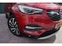 Opel Grandland X 1.2 Turbo Business Executive Automaat Panoramadak Lederen comfort stoelen Stoelverwarming/koeling Etc. Etc.