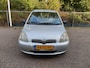 Toyota Yaris 1.3-16V VVT-i Luna