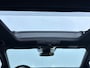 Volkswagen T-Roc 1.5 TSI R-Line Edition 150 PK DSG | Verlangde garantie | Panorama dak | Matrix koplampen | Trekhaak | Keyless |
