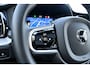 Volvo XC60 Ultra Black Edition Recharge Plug-In Hybrid AWD | Luchtvering | Trekhaak | Stoel + Stuur Verwarming | Harman Kardon | Keyless Start / Entry |