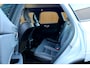 Volvo XC60 Ultra Black Edition Recharge Plug-In Hybrid AWD | Luchtvering | Trekhaak | Stoel + Stuur Verwarming | Harman Kardon | Keyless Start / Entry |
