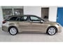 Toyota Corolla Touring Sports 1.8 140 | Navi | Stoel en stuurverw | LED | Apple/Android |