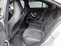 Mercedes-Benz CLA 250 e Star Edition AMG | Night Pakket | Dodehoekassistent | Apple CarPlay | Android Auto | Sfeerverlichting | Stoelverwarming | Parkeersensoren | Achteruitrijcamera | Elektrisch Inklapbare Buitenspiegels