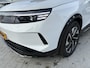 Opel Grandland Electric Business Edition 73 kWh | ECC | Navigatie | Elektrisch glazen panorama-dak | Matrix LED Verlichting | Cruise control | Camera | Winterpakket | 19" LM-Velgen