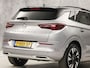 Opel Grandland 1.6 Turbo Plug-In Hybrid 4x4 Ultimate 224Pk Automaat (NAP, VIRTUAL COCKPIT, SOH 96,6%, APPLE CARPLAY, GROOT NAVI, KEYLESS, SPORTSTOELEN, GETINT GLAS, ADAPTIVE CRUISE, NIEUWSTAAT)