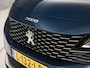 Peugeot 3008 1.2 PureTech Premium Automaat (APPLE CARPLAY, NAP, GROOT NAVI, 360 CAMERA, TREKHAAK, SPORTSTOELEN, LANE ASSIST, CRUISE, NIEUWSTAAT)