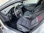 Mercedes-Benz A-klasse 180 122PK handgeschakeld Airco,Bluetooth,Navigatie,PDC A,Stoelverwarming,Sport stoelen,Elektrische ramen