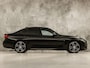 BMW 3-Serie 318i M Sport High Executive Automaat (VIRTUAL COCKPIT, M PAKKET, GROOT NAVI, STOELVERWARMING, SPORT AUTOMAAT, SPORTSTOELEN, TREKHAAK, GETINT GLAS, PARKEERSENSOREN, NIEUWSTAAT)