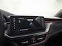 Skoda Kamiq 1.0 TSI Sport Automaat (KUIPSTOELEN, VIRTUAL COCKPIT, APPLE CARPLAY, GROOT NAVI, STOELVERWARMING, ADAPTIVE CRUISE, GETINT GLAS, ZWART HEMEL, NIEUWSTAAT)