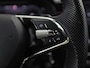 Skoda Kamiq 1.0 TSI Sport Automaat (KUIPSTOELEN, VIRTUAL COCKPIT, APPLE CARPLAY, GROOT NAVI, STOELVERWARMING, ADAPTIVE CRUISE, GETINT GLAS, ZWART HEMEL, NIEUWSTAAT)