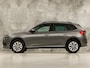 Skoda Kamiq 1.0 TSI Sport Automaat (KUIPSTOELEN, VIRTUAL COCKPIT, APPLE CARPLAY, GROOT NAVI, STOELVERWARMING, ADAPTIVE CRUISE, GETINT GLAS, ZWART HEMEL, NIEUWSTAAT)