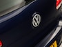 Volkswagen Golf 1.4 Sportline (CLIMATE, GETINT GLAS, LM VELGEN, SPORTSTOELEN, ARMSTEUN, NIEUWE APK, NIEUWSTAAT)