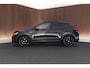 Volkswagen T-Roc 1.5 TSI 150pk DSG R-Line Business Black Style Panoramadak Trekhaak Camera Navigatie Beats Stoelverwarming Keyless