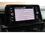 Volkswagen T-Roc 1.5 TSI 150pk DSG R-Line Business Black Style Panoramadak Trekhaak Camera Navigatie Beats Stoelverwarming Keyless