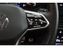 Volkswagen T-Roc 1.5 TSI 150pk DSG R-Line Business Black Style Panoramadak Trekhaak Camera Navigatie Beats Stoelverwarming Keyless