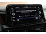 Volkswagen T-Roc 1.5 TSI 150pk DSG R-Line Business Black Style Panoramadak Trekhaak Camera Navigatie Beats Stoelverwarming Keyless