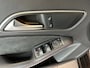 Mercedes-Benz CLA Shooting Brake 180 Bus. Sol. AMG 88 DKM NL Auto BJ 2017 !!!