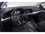 Volkswagen Golf Variant 1.5 eTSI Life Business DSG | Trekhaak | ACC | LED | Carplay