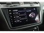 Volkswagen Tiguan 1.4 TSI 245pk eHybrid R-Line Business Trekhaak Stoelverwarming Virtual Cockpit Navigatie