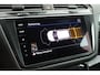 Volkswagen Tiguan 1.4 TSI 245pk eHybrid R-Line Business Trekhaak Stoelverwarming Virtual Cockpit Navigatie