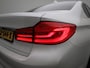 BMW 5-Serie 520i High Executive | LEDER | STOELVERWARMING | ACHTERUITRIJCAMERA | LED VERLICHTING | ELEKTRISCH VERSTELBARE VOORSTOELEN | CRUISE CONTROL | BLUETOOTH | NAVIGATIE |