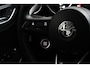 Alfa Romeo Giulia Veloce 280PK | Stoelverwarming | Adap. Cruise | 19 inch | Trekhaak