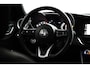 Alfa Romeo Giulia Veloce 280PK | Stoelverwarming | Adap. Cruise | 19 inch | Trekhaak