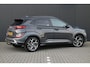 Hyundai Kona 1.6 GDI HEV Premium | AUTOMAAT | Stoelverwarming | Stoelventilatie | Trekhaak | Leer |