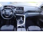 Peugeot 5008 1.2 PureTech Allure | 7 Persoons | Elektrisch glazen panorama-dak | Trekhaak | Pack Safety | Focal Audio