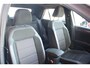 Volkswagen T-Roc 1.5 TSI Sport Business R | Full Option! | Trekhaak | Panorama Dak | Stoel + Stuurverwarming | Climate Control | Camera|  Navigatie |