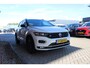 Volkswagen T-Roc 1.5 TSI Sport Business R | Full Option! | Trekhaak | Panorama Dak | Stoel + Stuurverwarming | Climate Control | Camera|  Navigatie |