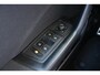 Volkswagen T-Roc 1.5 TSI Sport Business R | Full Option! | Trekhaak | Panorama Dak | Stoel + Stuurverwarming | Climate Control | Camera|  Navigatie |