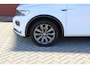 Volkswagen T-Roc 1.5 TSI Sport Business R | Full Option! | Trekhaak | Panorama Dak | Stoel + Stuurverwarming | Climate Control | Camera|  Navigatie |