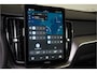 Volvo XC60 2.0 T6 Plug-in hybrid AWD Ultra Black Edition | NL AUTO GLOEDNIEUW | 5 Jaar Garantie | FOUR-C | Bowers&Wilkins | Pano | Massage | VOL!